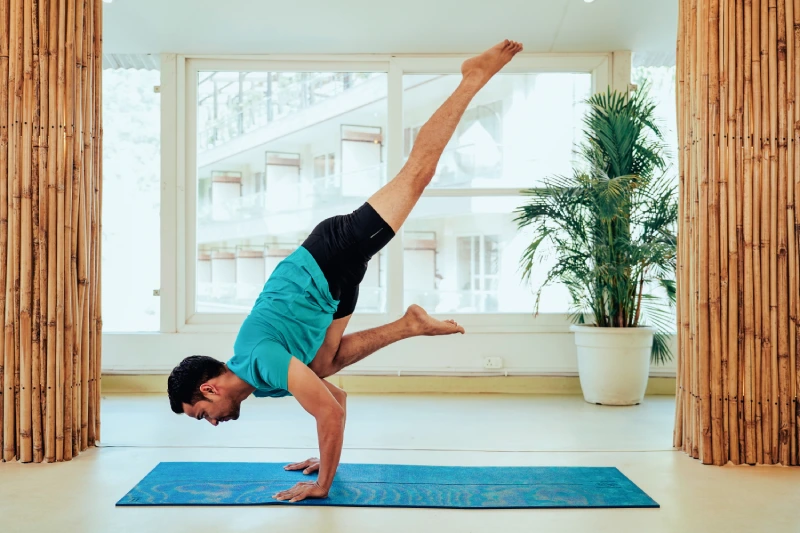 Best Yoga School in Rishikesh