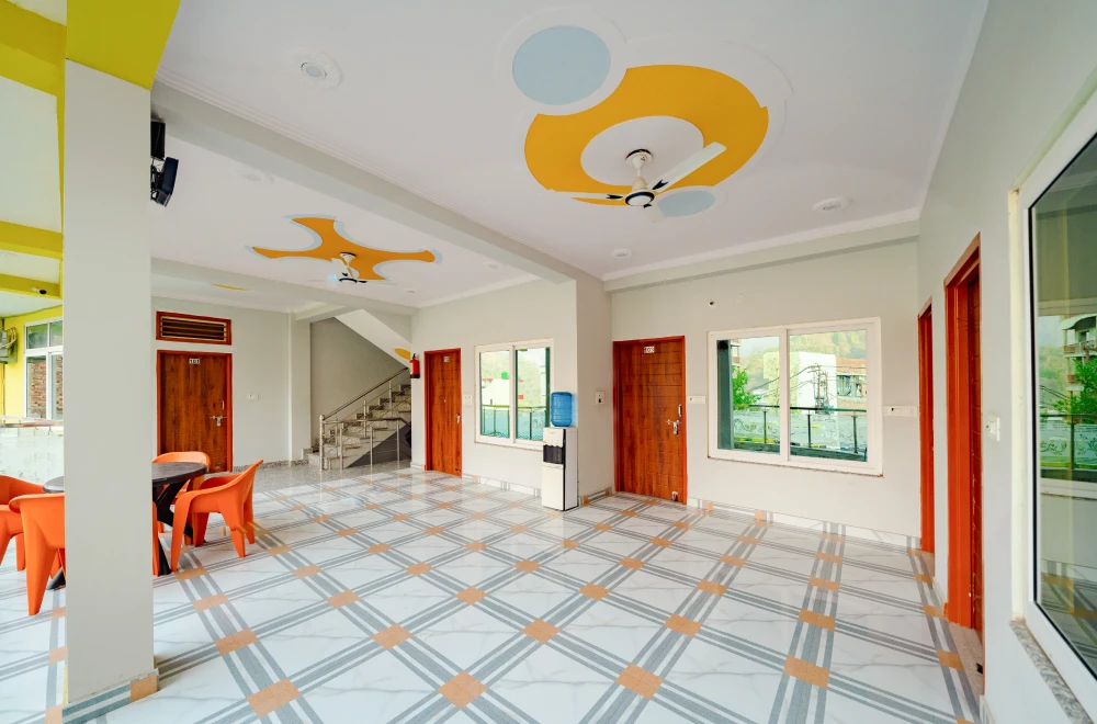 Yoga School In Rishikesh