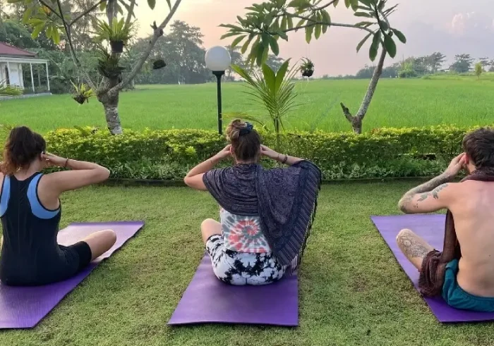 200 hour yoga teacher training in rishikesh