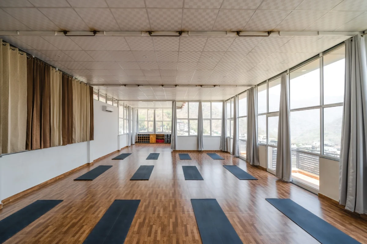 Yoga School In Rishikesh